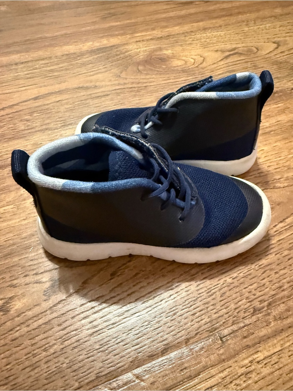 UGG Seaway toddler boots